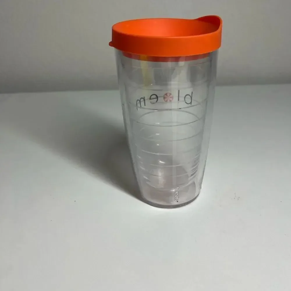 Tervis Made in USA Double Walled Clear Lidded Insulated Tumbler 16oz